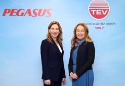 Pegasus ve TEV, 1000 kız öğrenciye üniversite bursu için imza attı