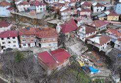 Tokat'ta heyelanla 2'ye ayrılan köyün taşınıp taşınmayacağı jeolojik inceleme sonrası belli olacak