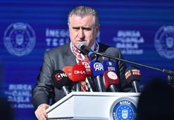 Bakan Bak: Türkiye 22 yıldır bir spor devrimi yaşıyor