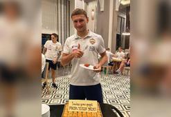 Yusuf Yazıcı’dan eski takımına baklava jesti