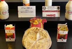 Hakkari'de 2 minibüste 13 kilo külçe altın ile 17 kilo uyuşturucu ele geçirildi