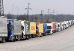 Bulgaristan, Schengen nedeniyle kontrolleri sıkılaştırdı; 10 kilometrelik TIR kuyruğu oluştu