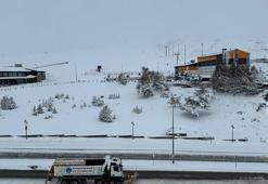 Erciyes'te kar kalınlığı 110 santimetreye ulaştı
