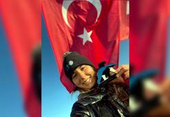 İzmirli Bengisu Buz Yüzme Şampiyonası'nda zirvede