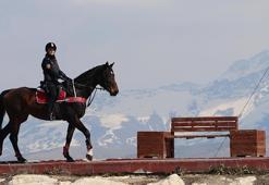 Van'da emniyetin tek kadın süvarisi