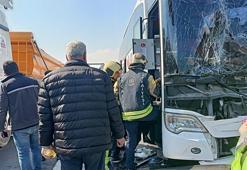 TEM'de zincirleme kaza: 1'i ağır 9 yaralı