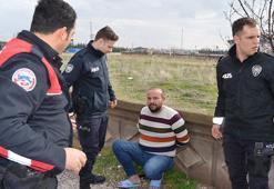 'Dur' ihtarına uymayıp otomobiliyle duvara çarpan sürücü: Denetimini yaktım, ondan kaçtım