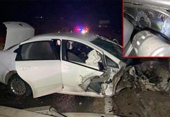 Direğe çarpan otomobilin sürücüsü öldü; hız kadranı 190'da takılı kaldı