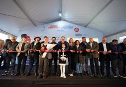 Beylikdüzü'nde 'Öğretmen Fedai Altun Kapalı Spor Tesisi' hizmete açıldı