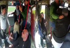 Halk otobüsünde sopalı ‘fazla yolcu’ kavgası