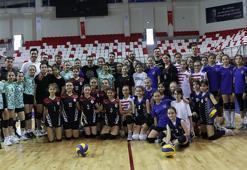 Yarının Sultanları projesi, kız çocukların hayatına ışık tutmaya devam ediyor