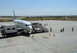 Batman Havalimanı'nı bir ayda 50 bin yolcu kullandı