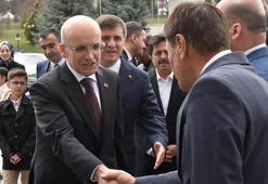 Bakan Şimşek, Karaman'da 'İş Dünyası' toplantısına katıldı