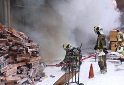 Ankara'da ahşap torna atölyesi yandı