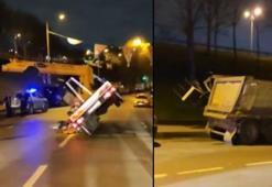 Esenlerde parti bayraklarının sökülme işlemi sırasında vinç devrildi; 2 yaralı