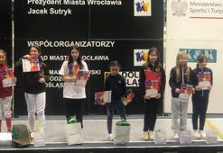 Eskrimci Derin Taşpınar Polonya’da şampiyon oldu