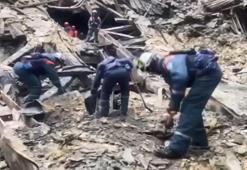 Crocus Belediye Binası’nda enkaz kaldırma çalışmaları devam ediyor