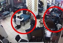 Silah seslerini duyan kıraathanedekilerin yaşadığı tedirginlik kamerada