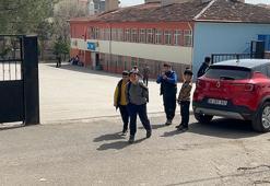 Sınıfta temizlik malzemeleri karıştırılınca gaz açığa çıktı; 16 öğrenci hastanelik oldu