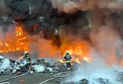 Çorlu'da geri dönüşüm tesisinde çıkan yangın kontrol altında