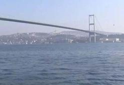 İstanbul Boğazı'nda gemi trafiği çift yönlü askıya alındı