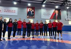 Kadın Güreş Milli Takımı'nın hedefi olimpiyatlara 6'da 6 kotayla gitmek