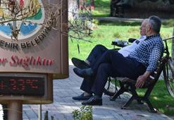 Adana, 33 dereceyi gördü; parklar doldu