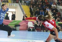 A Milli Kadın Hentbol Takımı, Karadağ'a 30-28 kaybetti