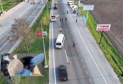Dronlu takiple durdurulan minibüste eroin ele geçirildi; 2 tutuklama