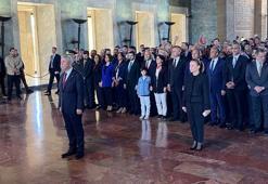 Mansur Yavaş, Anıtkabir'i ziyaret etti