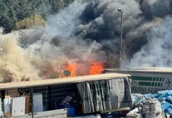 Pendik'te Yediemin deposunda yangın