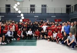 Beşiktaş'ta Futbol A Takımı bayramlaştı