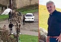 Baba ve 2 oğlu, köy muhtarını öldürdü