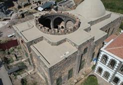 Depremde ağır hasar alan 1600 yıllık kilisede restorasyon; festivale yetişecek