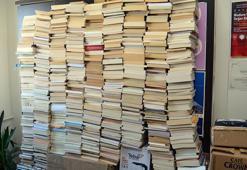 Fizik profesörü ve öğrencileri, Hatay’daki köy okullarına kütüphane kuruyor