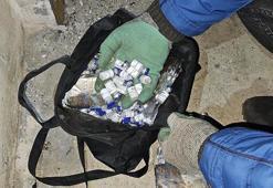 Metruk binadaki yabancıların çantasından 521 botoks ilacı ve 450 uyuşturucu hap çıktı