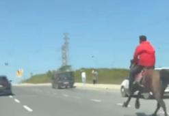 İstanbul trafiğindeki ilginç anlar kamerada