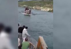 Halfeti'de tur tekneleri çarpıştı; kaza anı kamerada