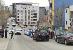Bekçi, borç verdiği parayı alamayınca arkadaşını tabancayla vurdu