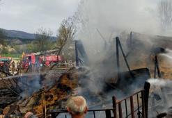 Bolu'da samanlıkta çıkan yangında ahır ve traktör de yandı