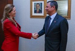 Özel, DİSK Genel Başkanı Çerkezoğlu ile görüştü