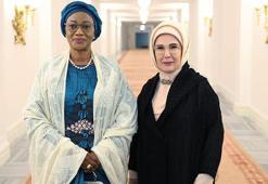 Emine Erdoğan, Nijerya Devlet Başkanı'nın eşi Oluremi Tinubu'yla görüştü