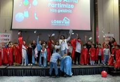 Kanseri yenen çocukların çifte bayramı