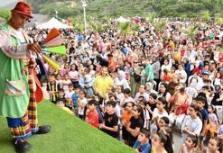Geleneksel Çocuk Oyunları Festivali'nde eğlenceye doydular