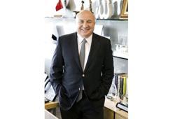 TAV Havalimanları’nın kurucu ortağı Sani Şener yönetimi bırakıyor