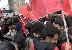 Saraçhane'de kalkanlarla ilerleyen polis, grupları dağıttı