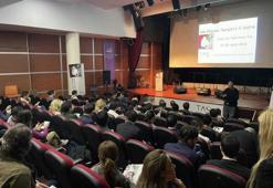 Prof. Dr. Süleyman Taş, Emmy adayı ünlü oyuncu Kimberly Reyes’e izsiz yüz germe ameliyatı yaptı