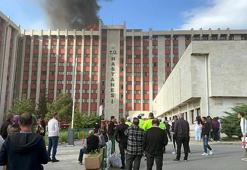 Trakya Üniversitesi Tıp Fakültesi Hastanesi'nin çatısında çıkan yangın kontrol altına alındı
