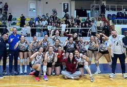 Beykoz Üniversitesi Kadın Voleybol Takımı İstanbul şampiyonu oldu