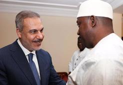 Bakan Fidan, Gambiya Cumhurbaşkanı Barrow ile görüştü